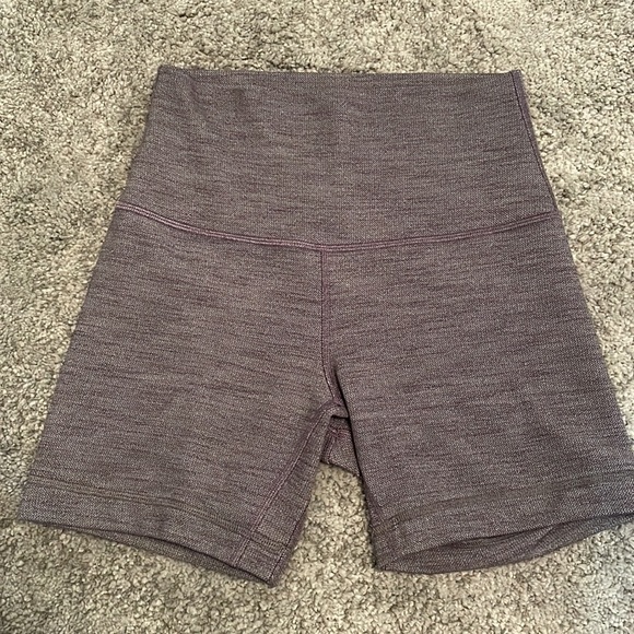Lululemon align 5” shorts - Picture 4 of 6